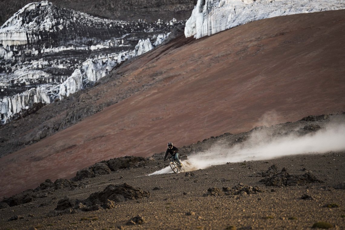 Surfing Trails in Ecuador – Nico Vink & William Roberts