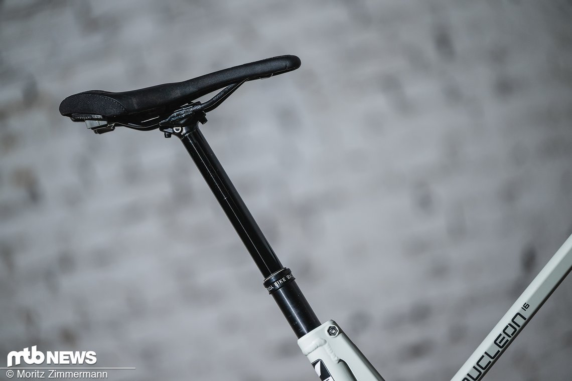 Die Sitzhöhe wird durch eine Bikeyoke Revive definiert.