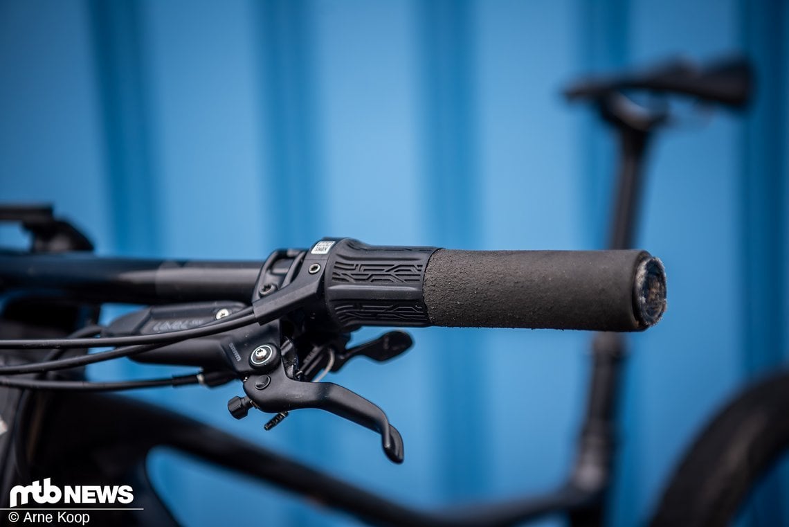 Cannondale verbaut am Scalpel 1 Lefty einen RockShox Twistloc-Remote Hebel mit Drehgrifffunktionalität.