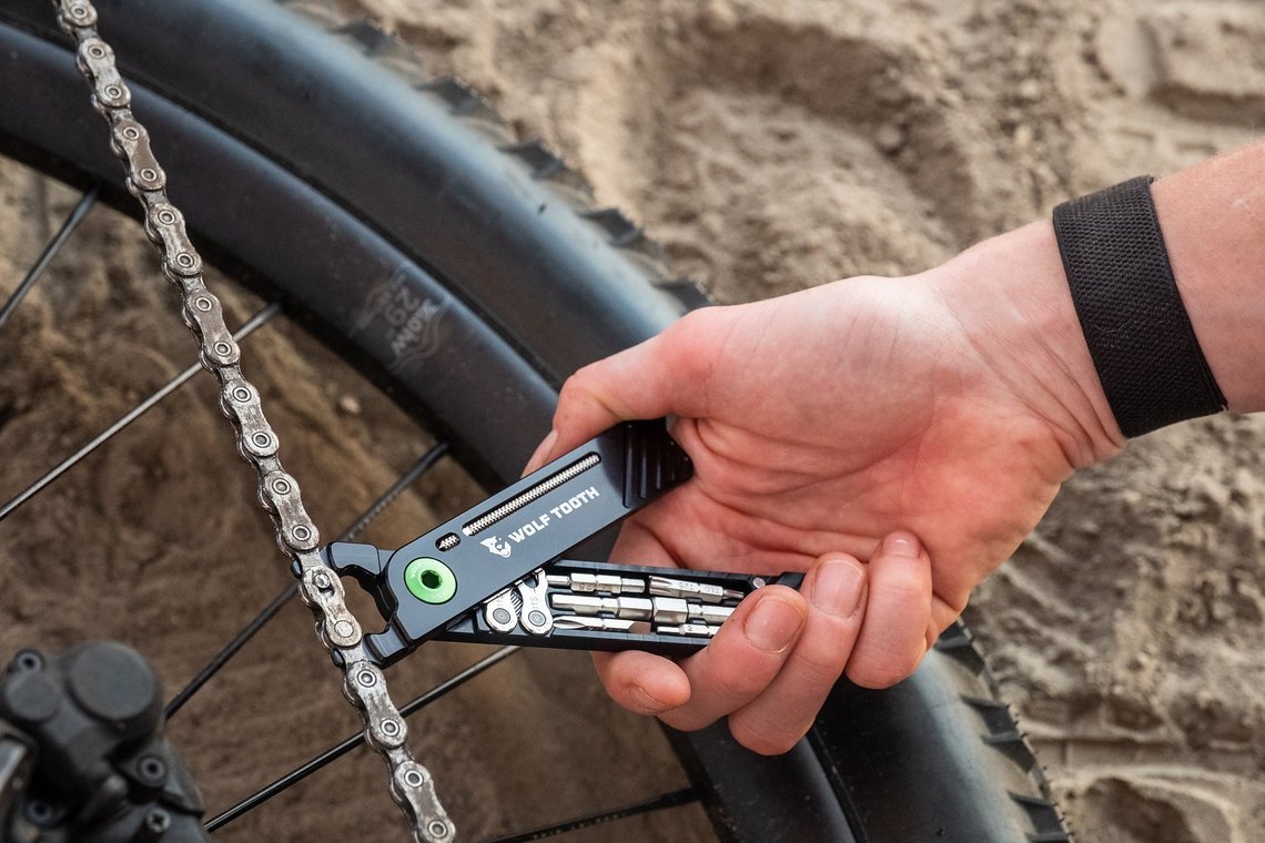 Wolf Tooth 8-Bit Pack Pliers Functions 22