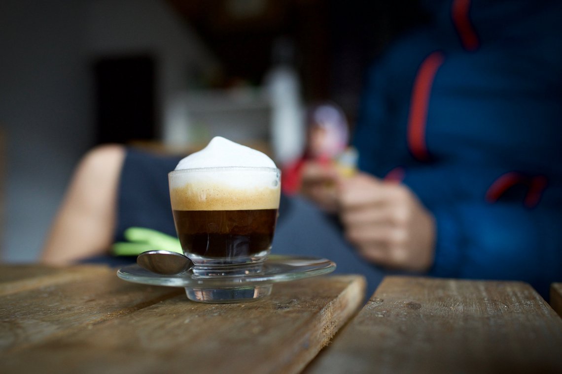 Der Barista in Jomsom versteht sein Handwerk