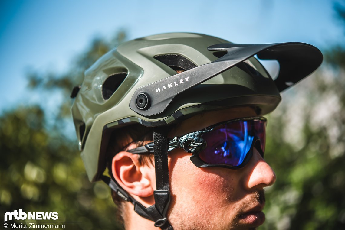 oakley-drt5-5504