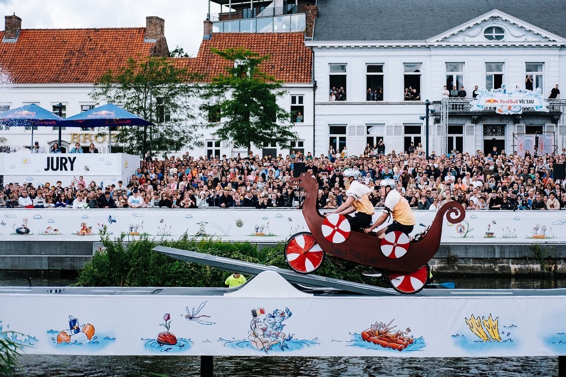 5 Foto Credit Alessandro Volders : Cycling Media Agency : Red Bull Content Pool