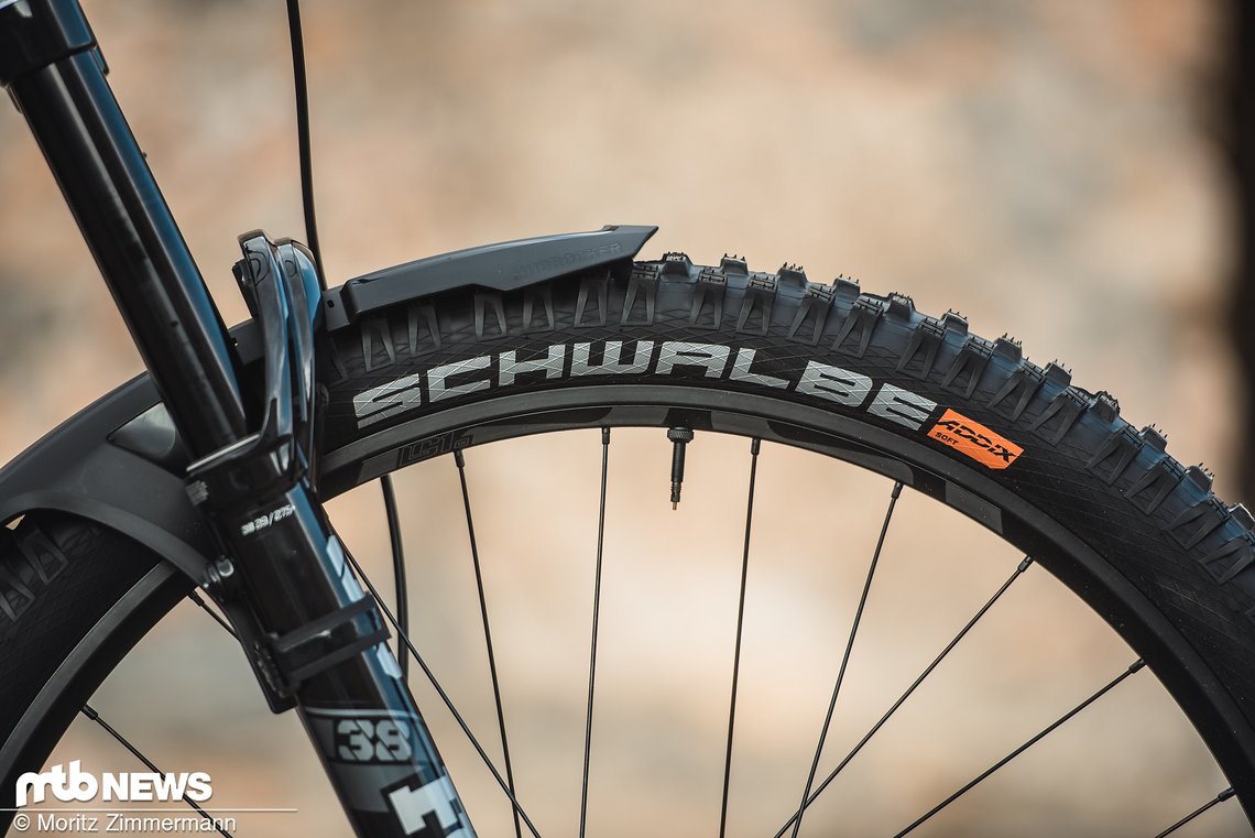 … wie die Alu-Laufräder, die wir mit unseren Schwalbe-Einheits-Reifen bestückt haben.
