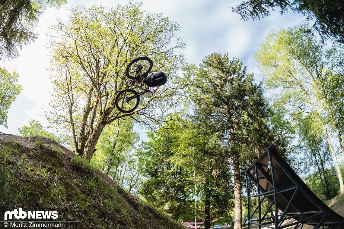 specialized-status-96550