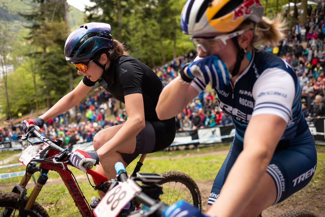 Gleichauf mit Ellen Noble vom Trek Factory Racing Team