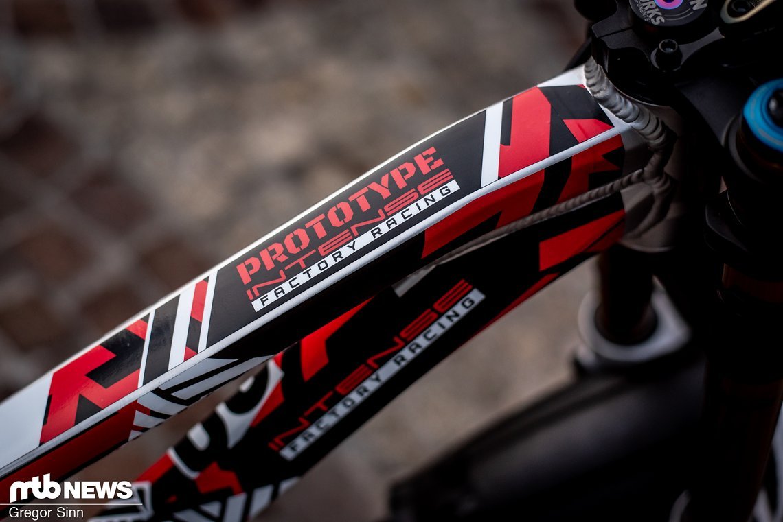 Man muss kein MTB-Experte sein, um zu erkennen, dass es sich hier um einen Prototyp handelt.