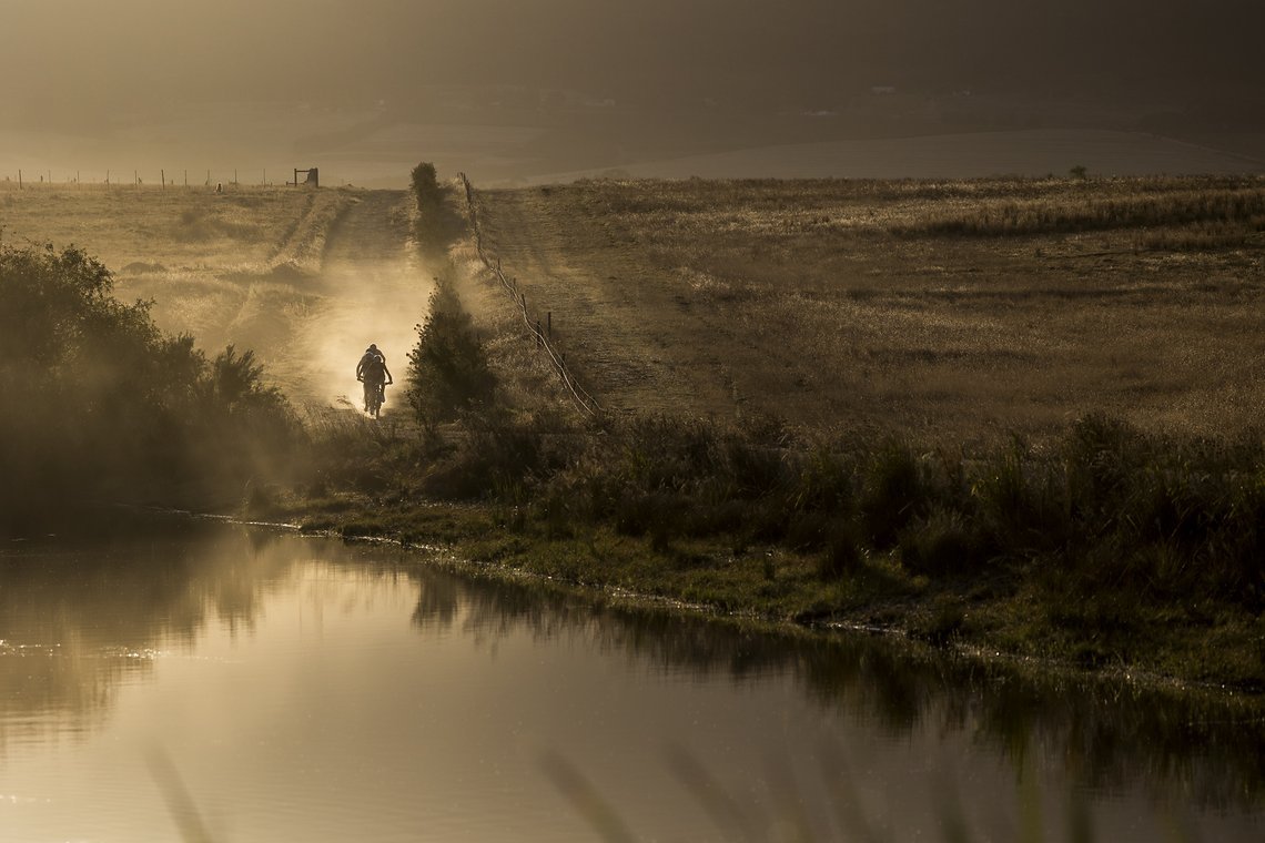 Riders during Stage 1 of the 2024 Absa Cape Epic Mountain Bike stage race from Saronsberg Wine Estate to Saronsberg Wine Estate, Tulbagh, South Africa on the 18th March 2024. Photo by Sam Clark/Cape Epic
PLEASE ENSURE THE APPROPRIATE CREDIT IS GIVEN 