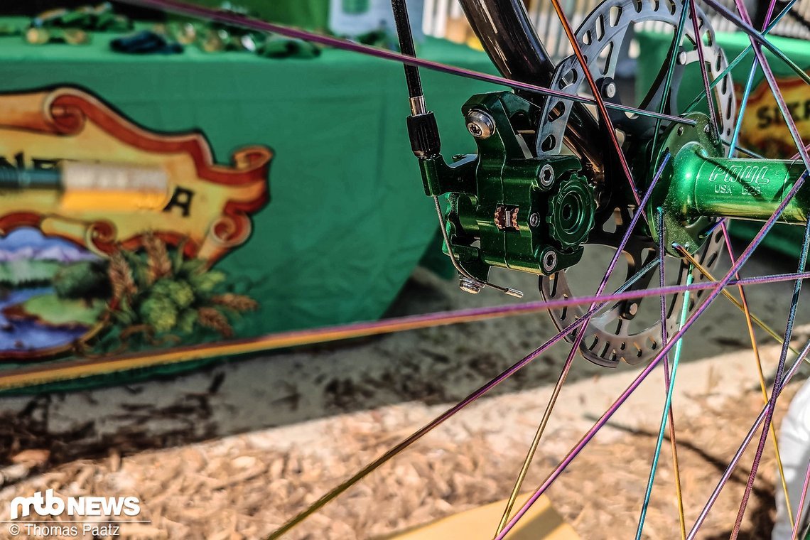 und die mechanischen Bremsen sind von Paul