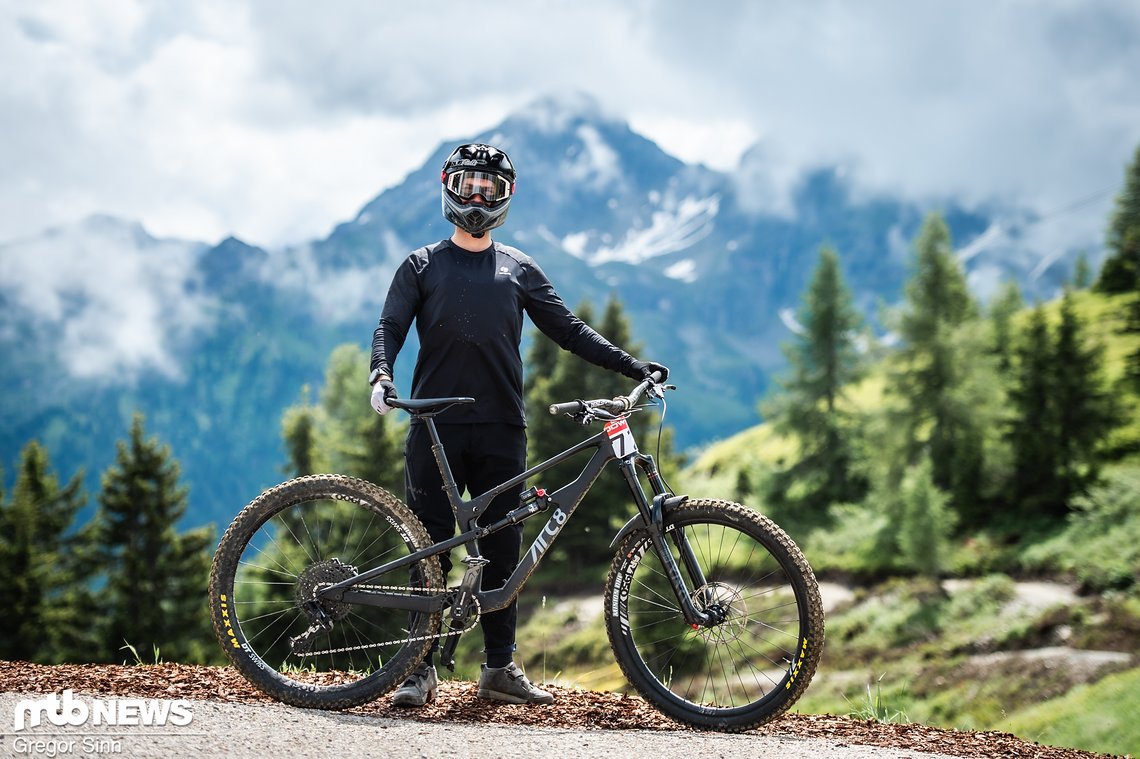 Auch der Schweizer Felix Klee ist mit seinem Enduro-Bike am Start.
