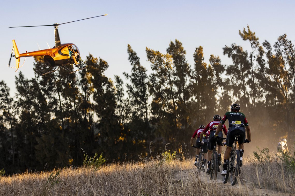during Stage 5 of the 2024 Absa Cape Epic Mountain Bike stage race from CPUT, Wellington to CPUT, Wellington, South Africa on 22 March 2024. Photo by Max Sullivan/Cape Epic
PLEASE ENSURE THE APPROPRIATE CREDIT IS GIVEN TO THE PHOTOGRAPHER AND ABSA CA