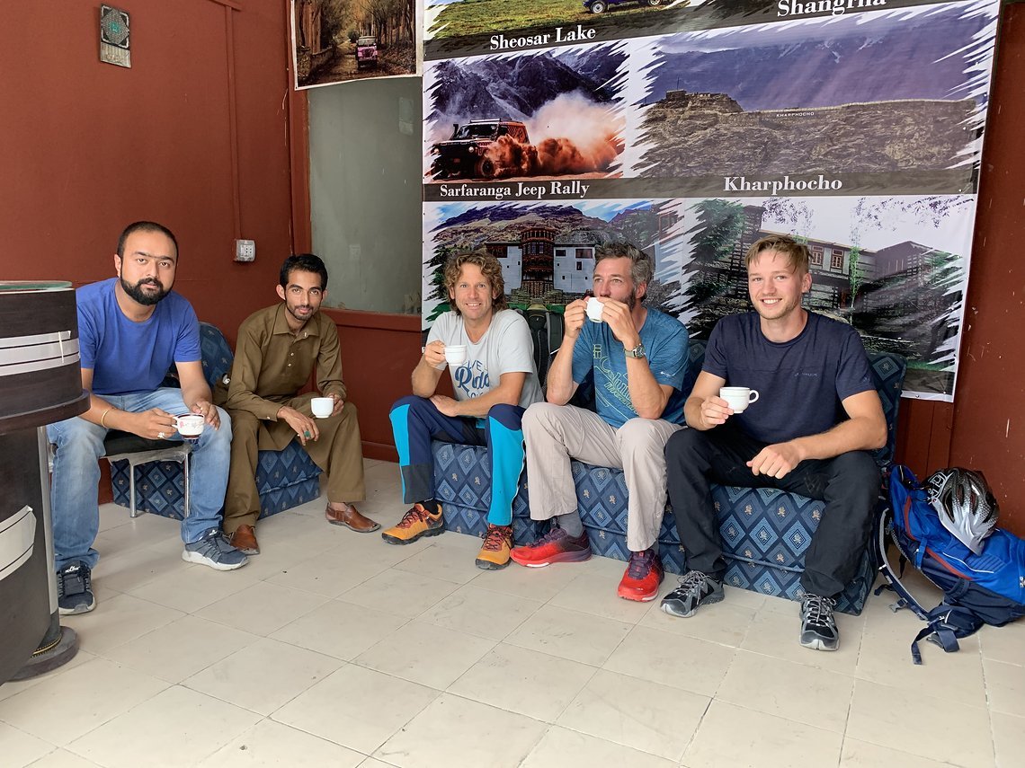 Wildfremde laden uns zum Teetrinken ein