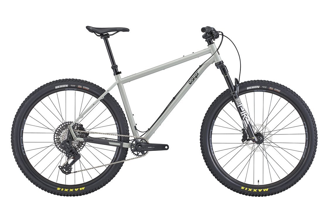 Das Hayduke gibt es als Rahmenset oder Komplettbike, jeweils in Stahl und Titan.