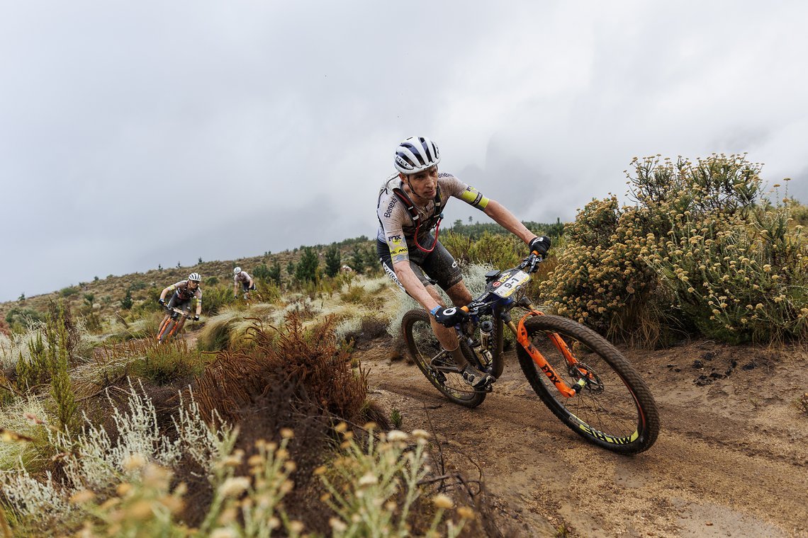 Riders during Stage 6 of the 2025 Absa Cape Epic Mountain Bike stage race held at Lourensford Wine Estate, Somerset West, Cape Town, South Africa on the 22nd March 2025. Photo by Sam Clark/Cape Epic
PLEASE ENSURE THE APPROPRIATE CREDIT IS GIVEN TO TH