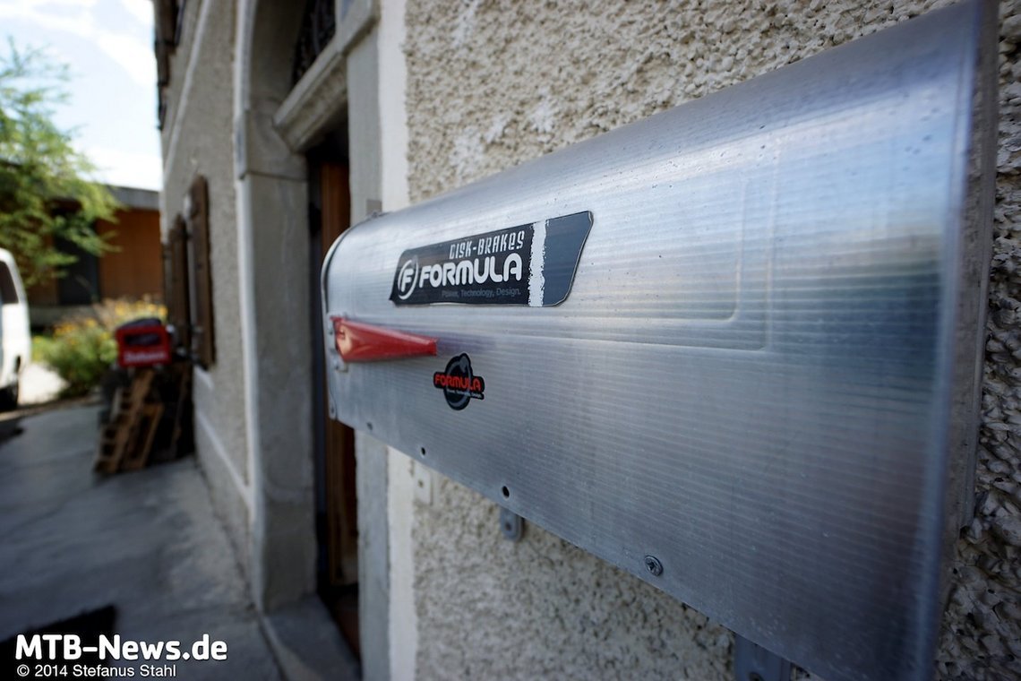 Der Sticker verrät es