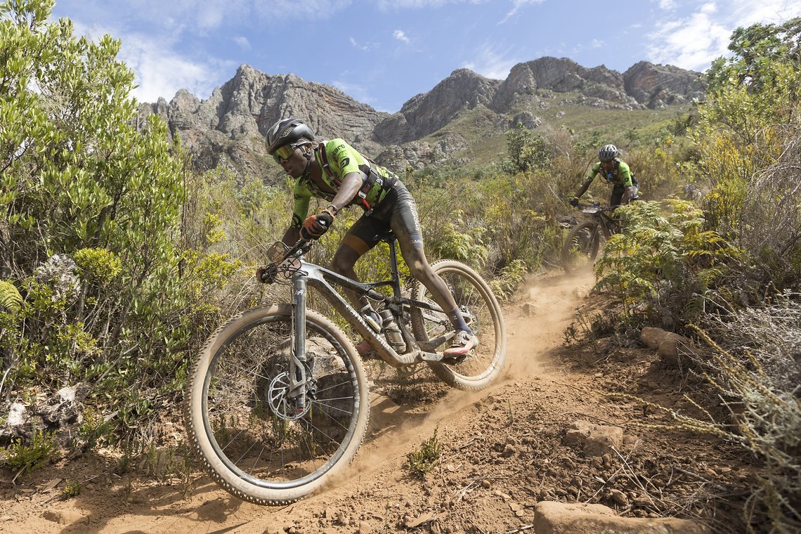 Riders during Stage 1 of the 2024 Absa Cape Epic Mountain Bike stage race from Saronsberg Wine Estate to Saronsberg Wine Estate, Tulbagh, South Africa on the 18th March 2024. Photo by Sam Clark/Cape Epic
PLEASE ENSURE THE APPROPRIATE CREDIT IS GIVEN 
