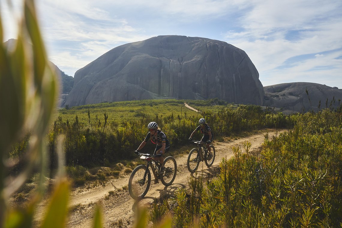 CANNONDALE ISB SPORT during Stage 4 of the 2025 Absa Cape Epic Mountain Bike stage race held at Fairview, Paarl, Cape Town, South Africa on the 20th March 2025. Photo by Michael Chiaretta/Cape Epic
PLEASE ENSURE THE APPROPRIATE CREDIT IS GIVEN TO THE