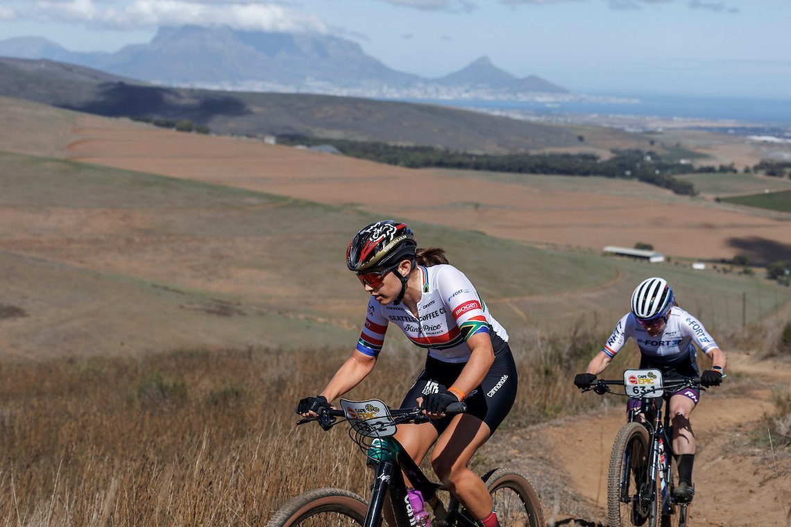 Ebenfalls nur knapp verpassten Candice Lill (vorne) und Amy Wakefield (hinten) den Tageserfolg.