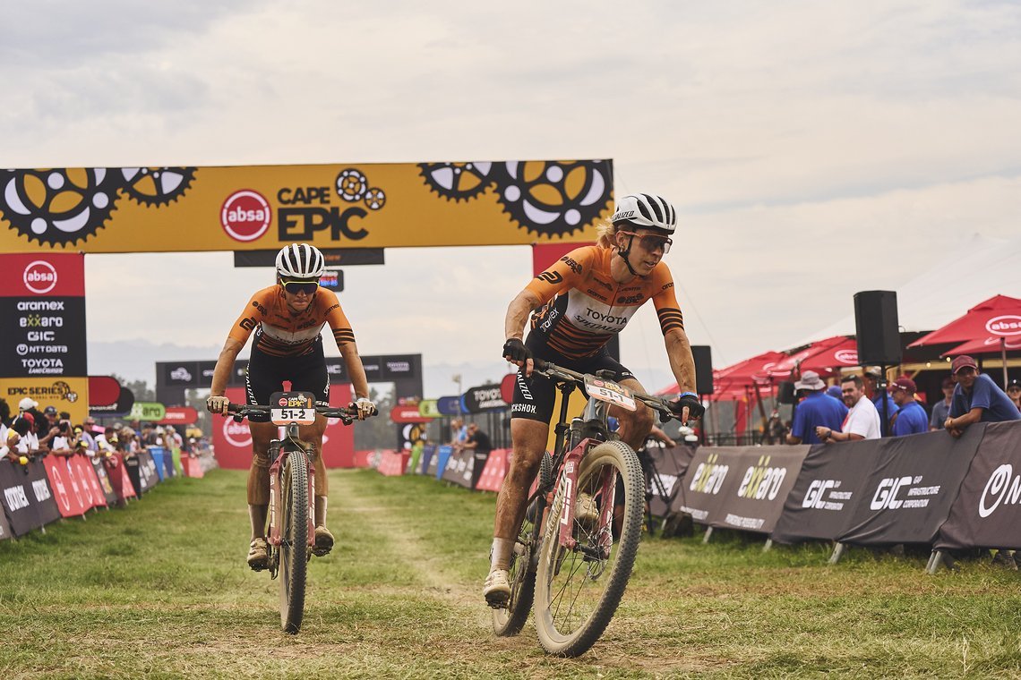 Toyota | Specialized during Stage 4 of the 2025 Absa Cape Epic Mountain Bike stage race held at Fairview, Paarl, Cape Town, South Africa on the 20th March 2025. Photo by Michael Chiaretta/Cape Epic
PLEASE ENSURE THE APPROPRIATE CREDIT IS GIVEN TO THE