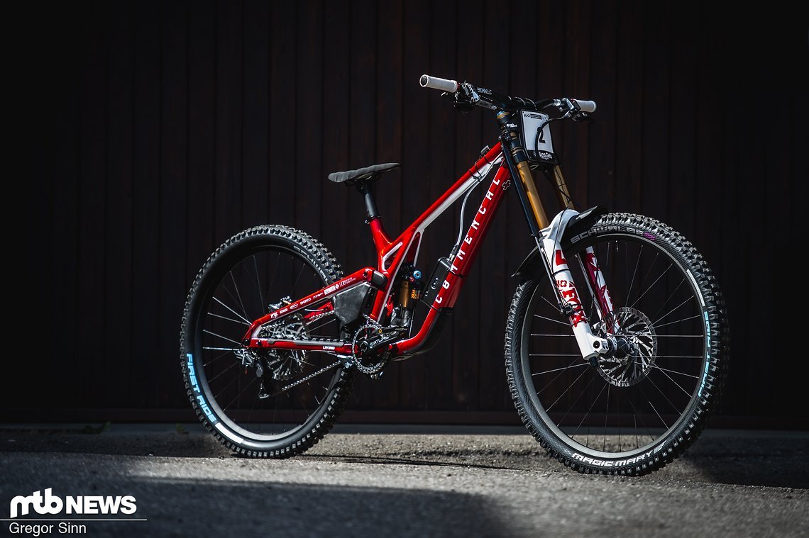 Amaury-Pierron-Commencal-3830