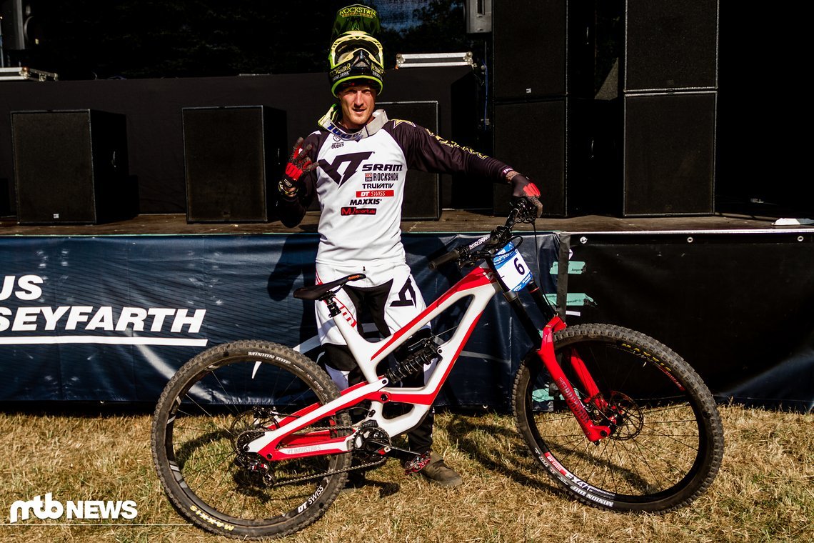 Zur deutschen Meisterschaft in Bad Tabarz und zum Saisonfinale in Thale trat Irm auf einem umgebauten YT Capra 29er an