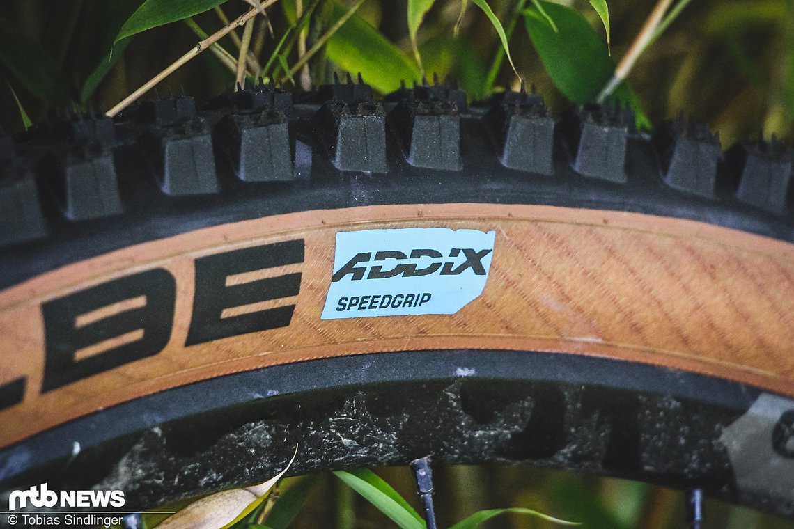 Alle Reifen kommen mit der Addix Speedgrip-Gummimischung.