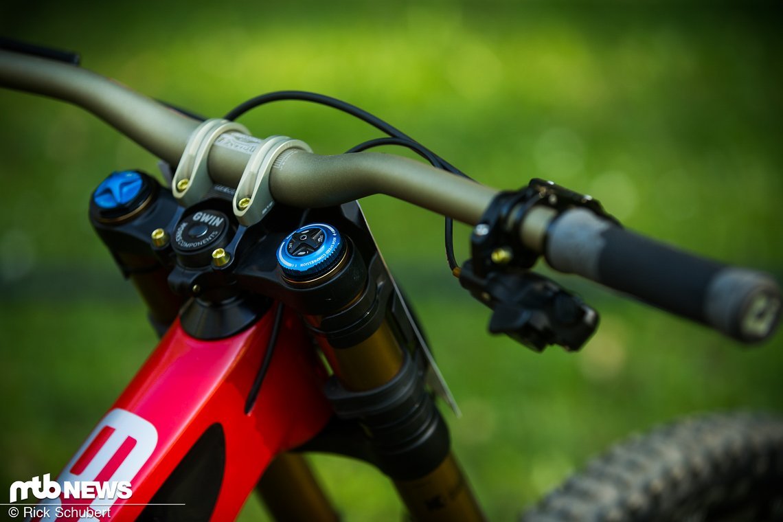 Aaron-Gwin-Intense-M29-3405
