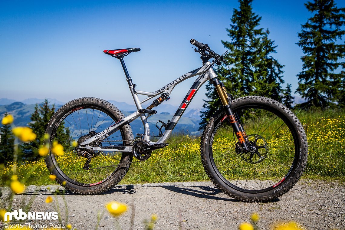 Das neue Rotwild R.X1 FS - hier im Aufbau mit Fox Gabel und XT Bremsen