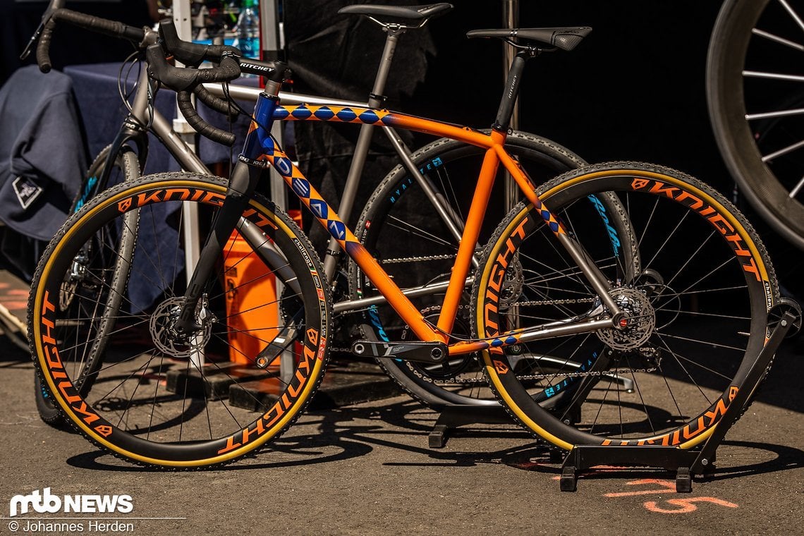 Von Dean Bikes aus Colorado kommt dieses schmucke Stück Titan