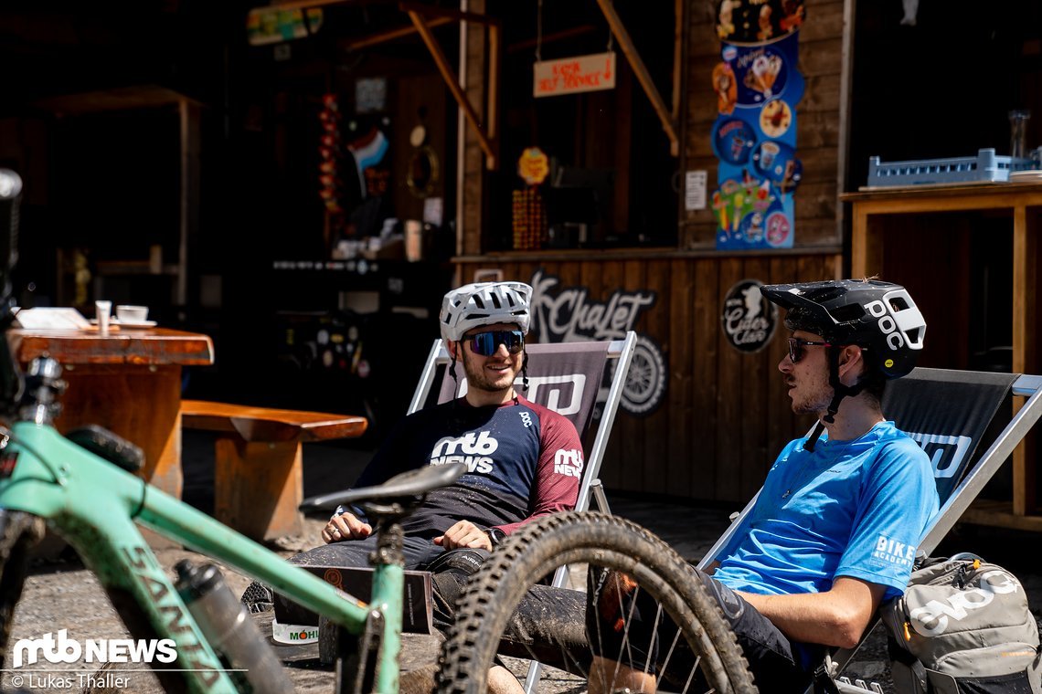 Das Restaurant Chalet Velo in Davos ist der Treffpunkt für Mountainbiker ...