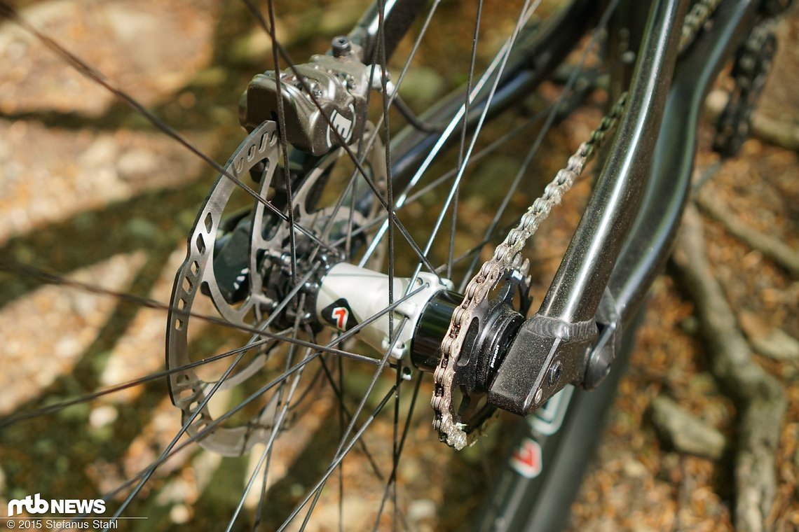 Eine Singlespeed-Nabe hätte ein steiferes Hinterrad ermöglicht