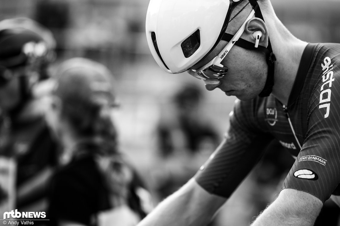 Der Däne Tobias Lillelund gehört seit Jahren zum erweiterten Spitzenfeld in der U23-Klasse und galt somit auch in Andorra im Short Track als Medaillenanwärter.
