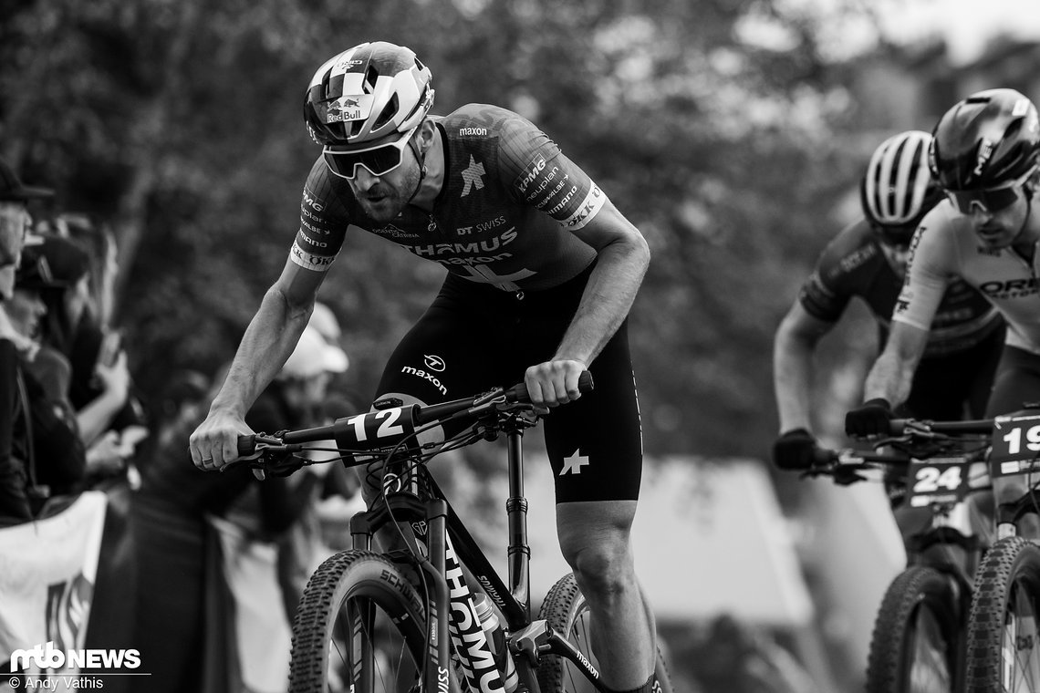 Lars Forster fuhr ein starkes Short Track-Rennen, das mit Rang vier belohnt wurde.