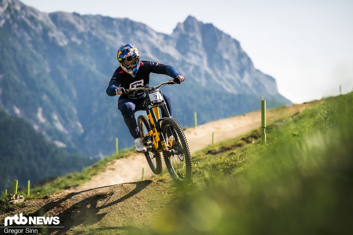 Wir haben schon etwas gehofft, wieder den alten Aaron Gwin in Leogang zu sehen, der auch einfach ohne Kette siegt.