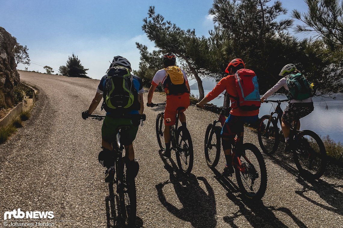 Entspanntes Hochjuckeln mit netten Leuten - bei top Wetter