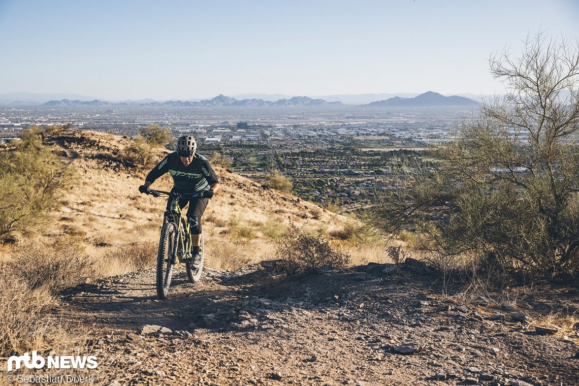 Phoenix ist mit 1.6 Millionen Einwohnern die fünfgrößte Stadt der USA und streckt sich ewig.