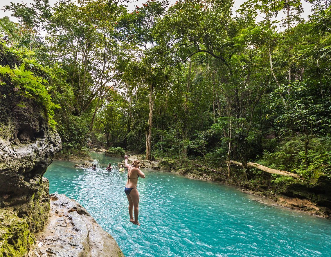 Irie Blue Hole - Wasserfall mit Spassfaktor ausserhalb der Touristenrouten