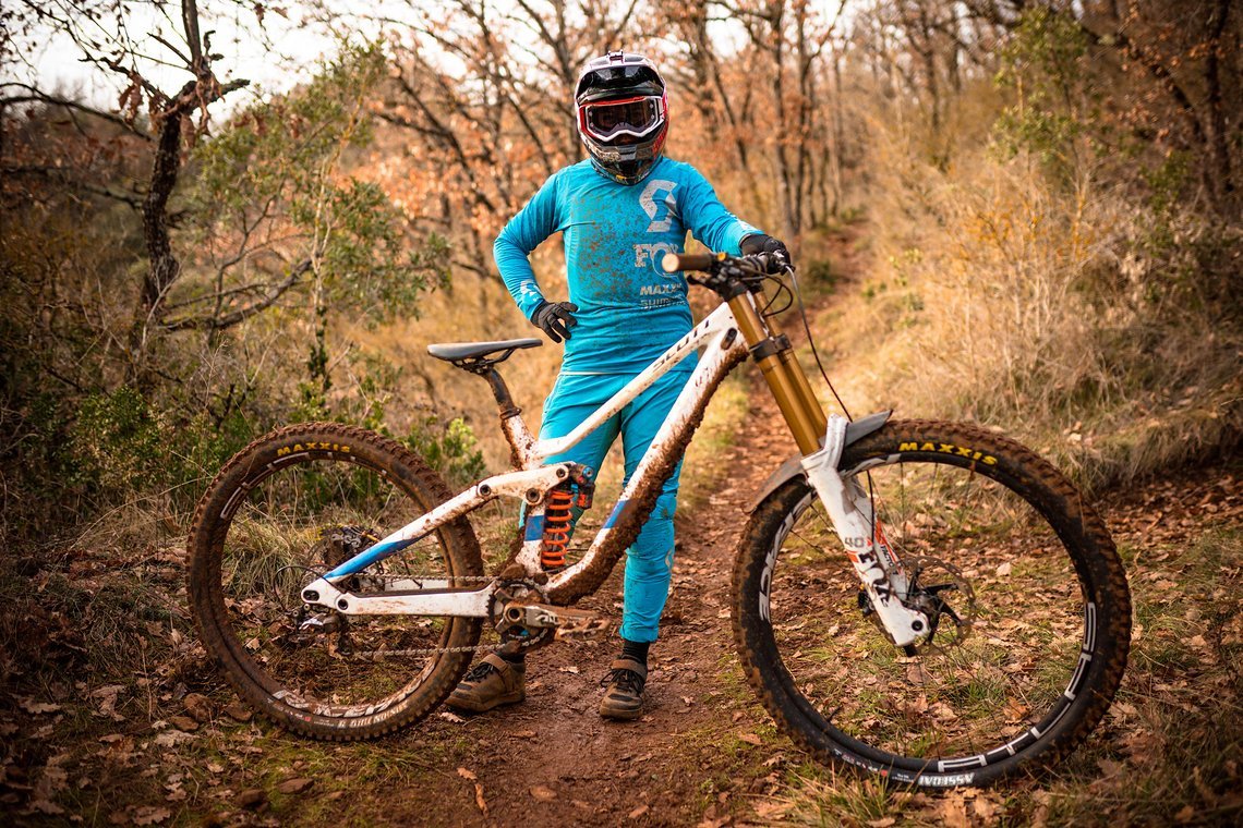 scott-sports-bike-2021-scott-dh-factory-actionImage-by-Keno Derleyn-DSC09138