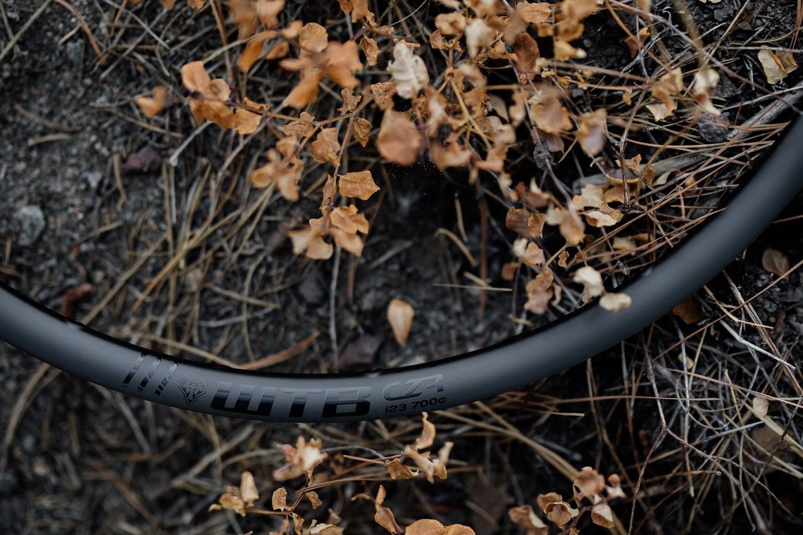 Die neuen WTB CZR Carbon-Felgen sind in 29" und 700c erhältlich und richten sich an Gravel- und Mountainbiker