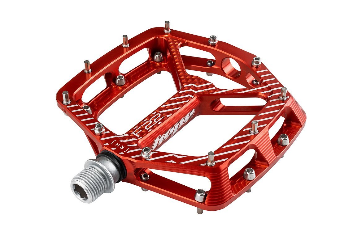 F22 Red 002