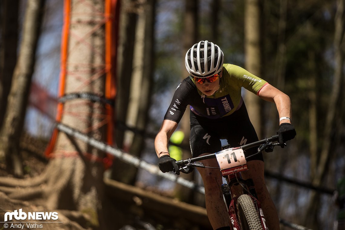 Haley Batten im letzten Downhill der Runde