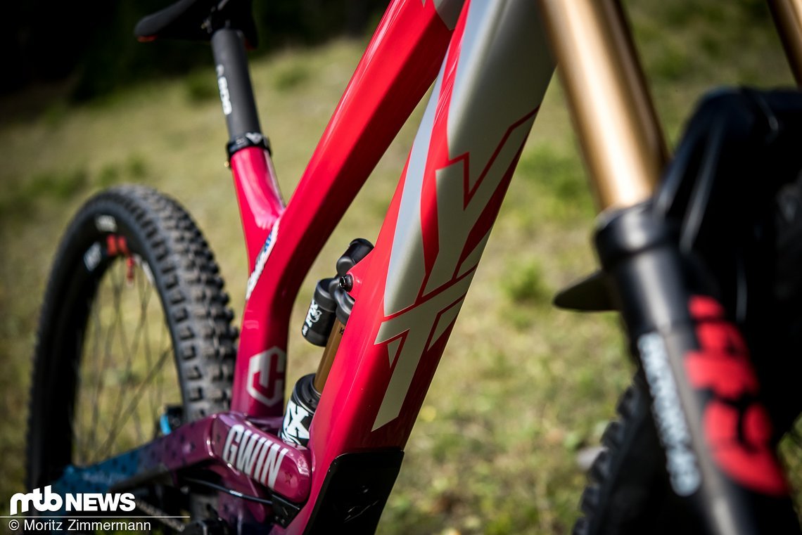 worlds-bikes-yt-aaron-gwin-8335