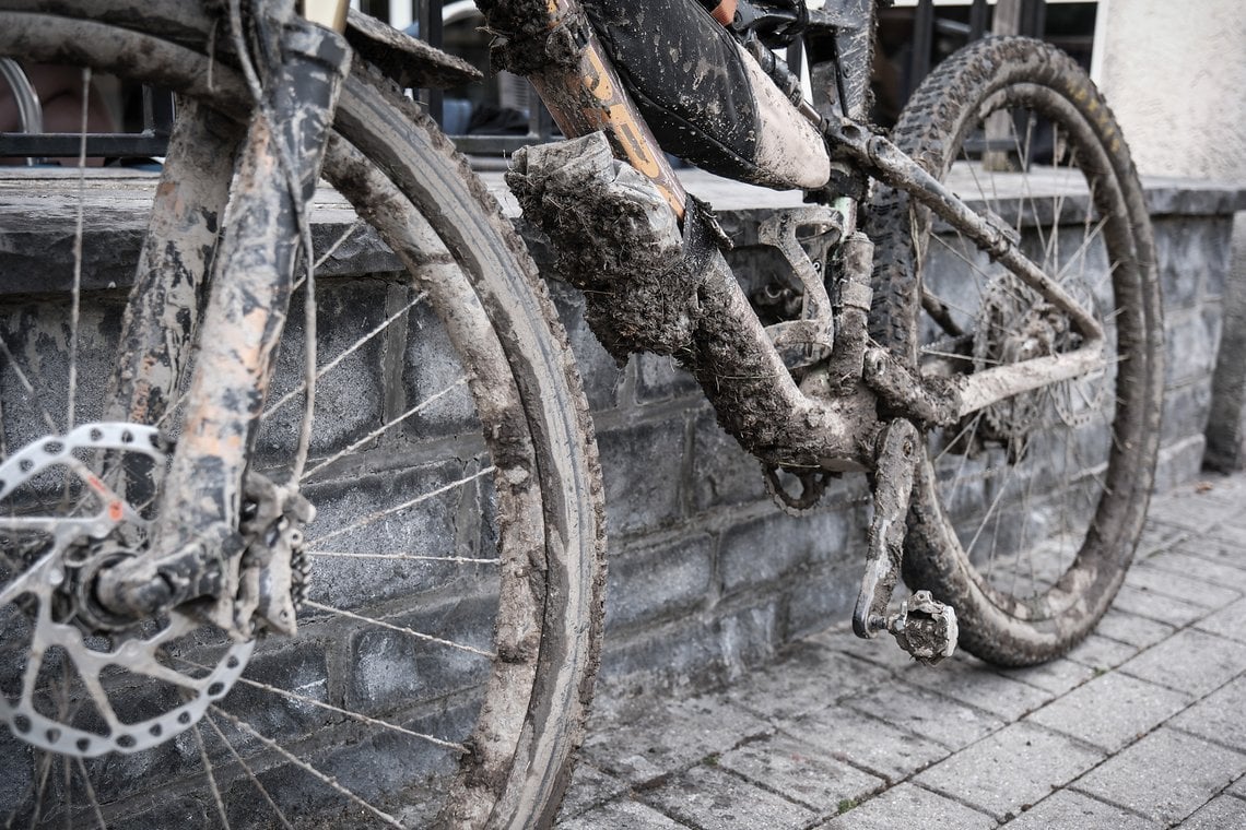 halb Fahrrad - halb Bodengutachten