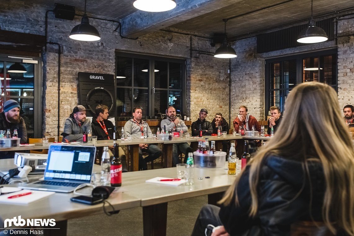 In gemeinsamen Workshops und Diskussionsrunden wurden außerdem verschiedenste Themen besprochen.