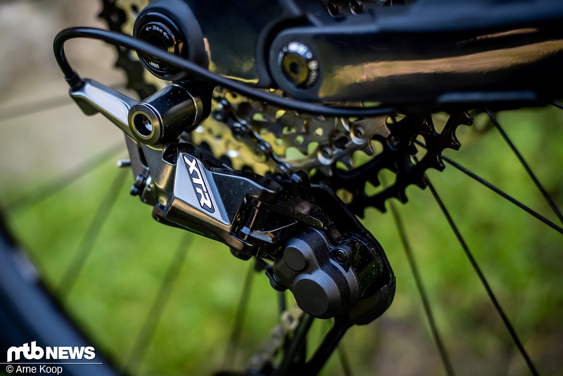 ... wird mit Shimanos Highend-Gruppe XTR.