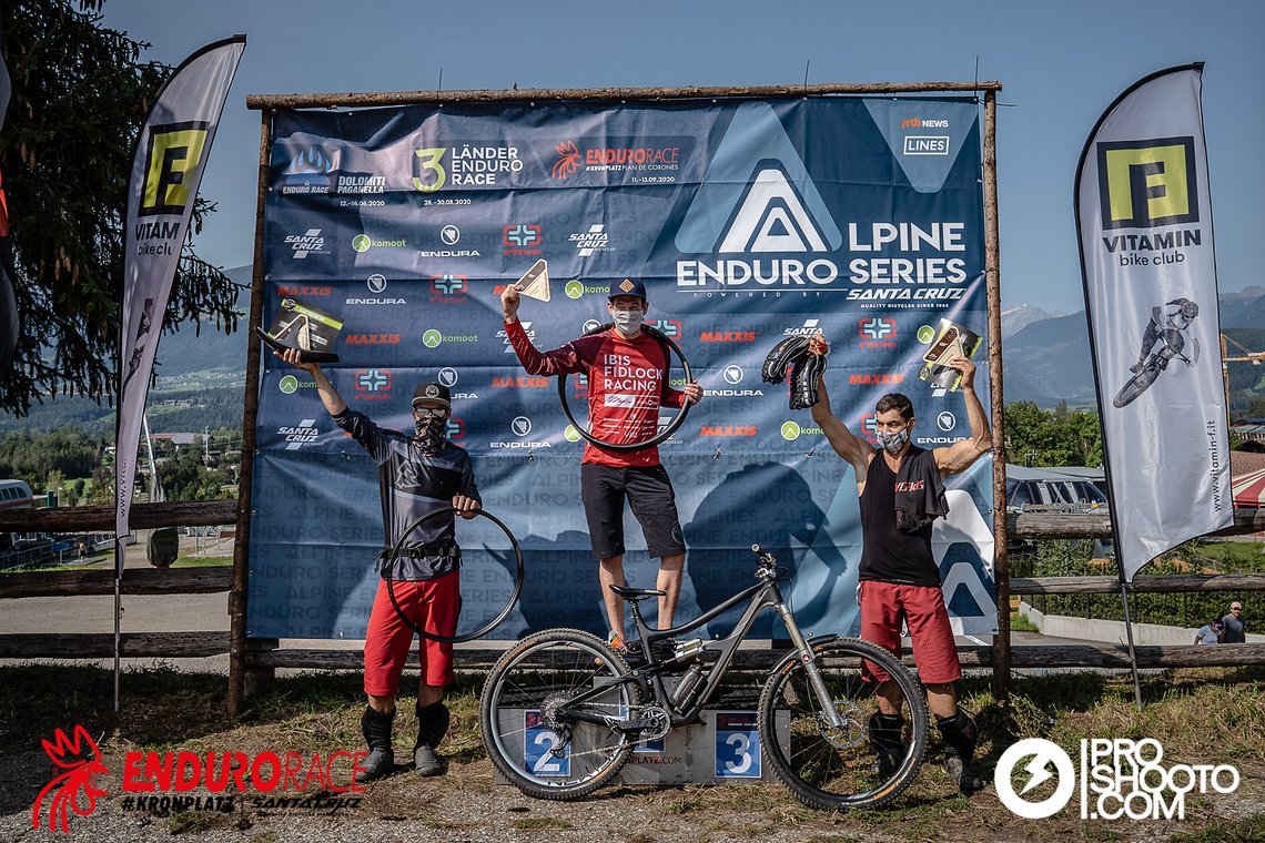 Podium Solo Men Masters