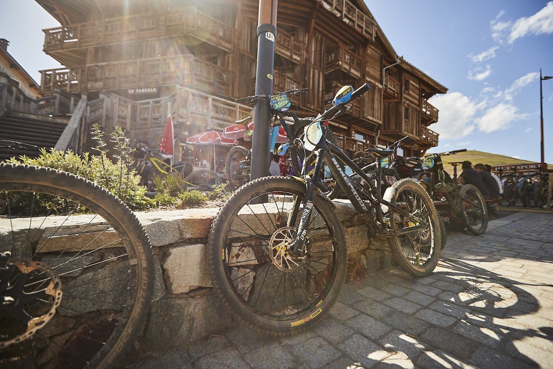 Sam Hill Race bike (3)