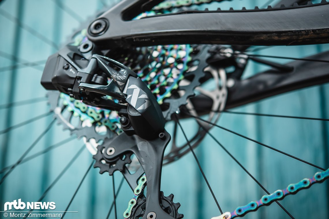 Standesgemäß: Die elektrische SRAM XX1 Eagle AXS-Schaltung ist an einem Rad in diesem Preisbereich praktisch Pflicht.