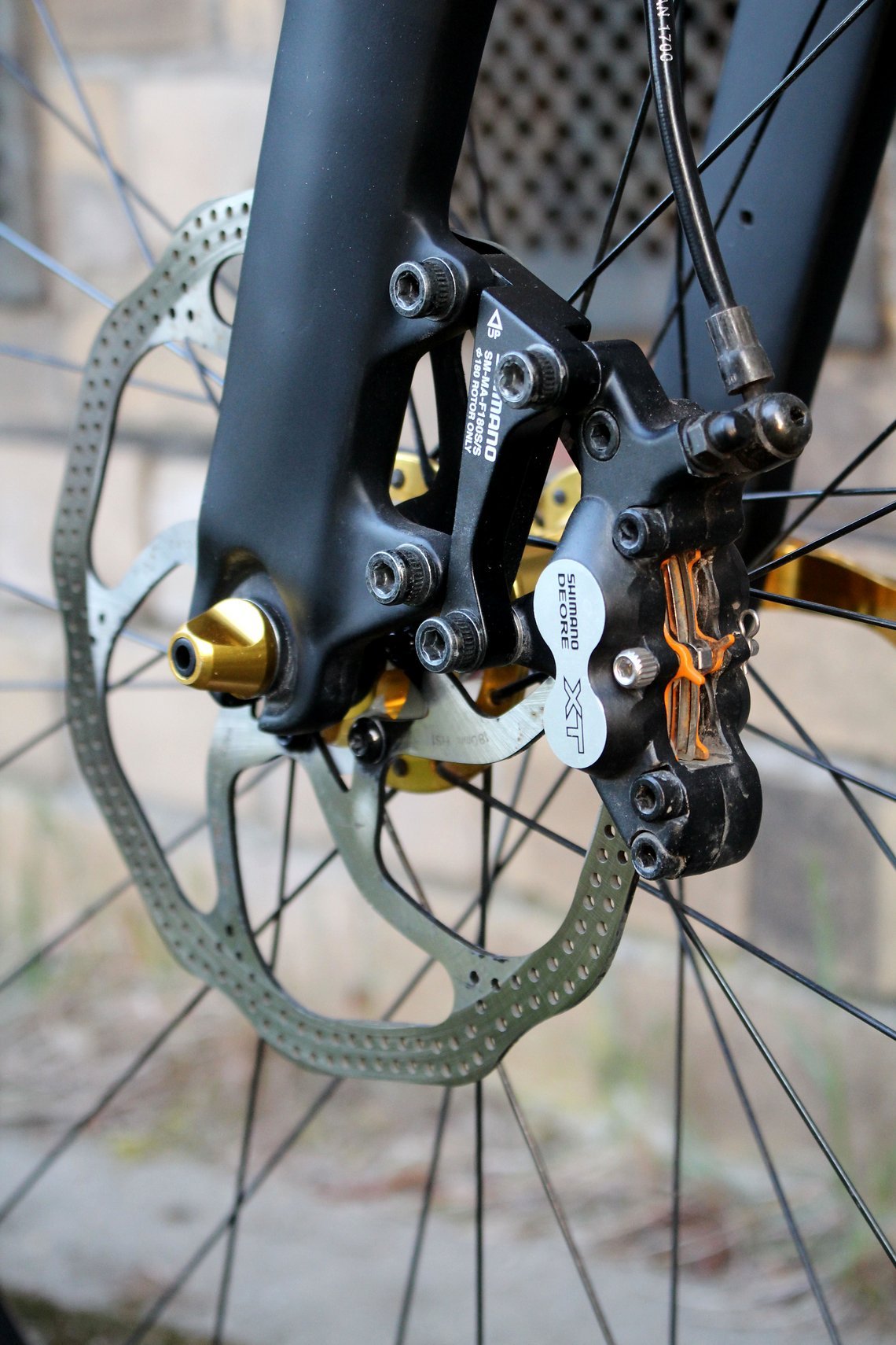 Ein Klassiker der MTB-Geschichte: Die 4-Kolben Shimano XT Scheibenbremse