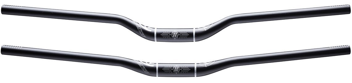 Der VINK BAR kommt in 810 mm Breite mit 18 mm oder 35 mm Rise